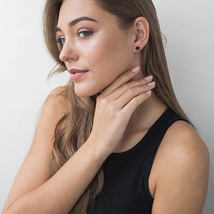 Золоті сережки-пусети з чорними діамантами сб0079ca від ювелірного магазину Онікс - 2