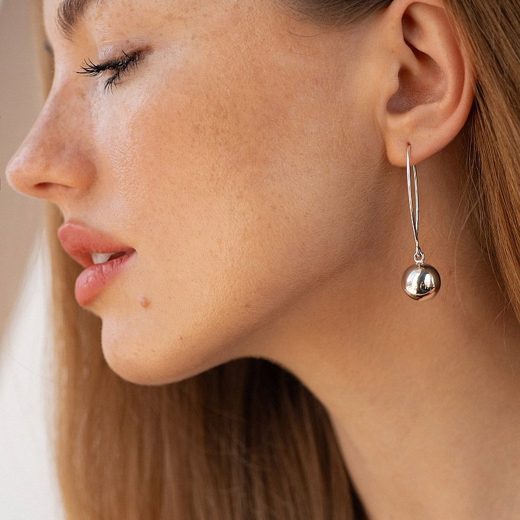 Серебряные серьги "Шарики" 12105а от ювелирного магазина Оникс - 3