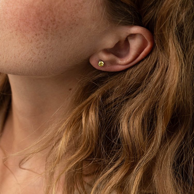 Серебряные серьги - пусеты (голубые и желтые камни) 502 от ювелирного магазина Оникс - 6