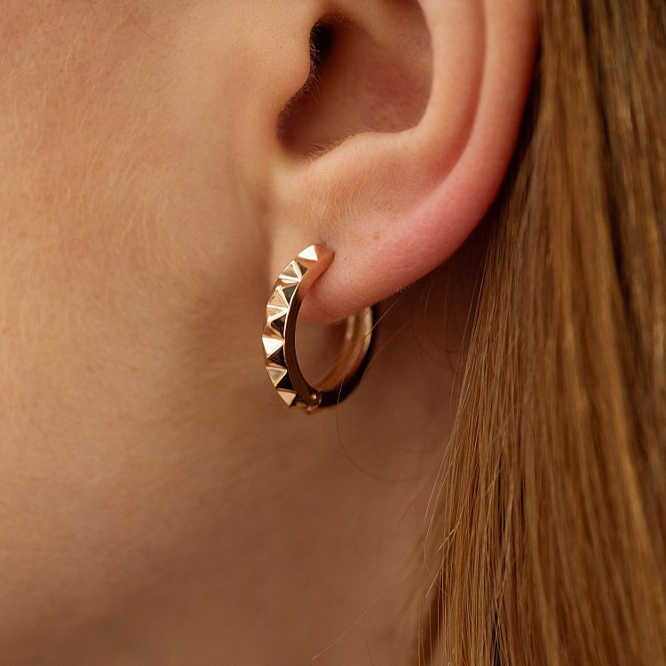 Серьги - кольца "Mona" в красном золоте с08861 от ювелирного магазина Оникс - 1