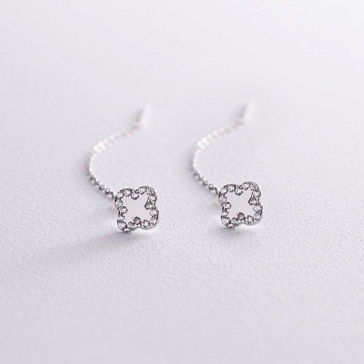 Серьги - протяжки "Клевер" в белом золоте (фианиты) с08161 от ювелирного магазина Оникс - 1