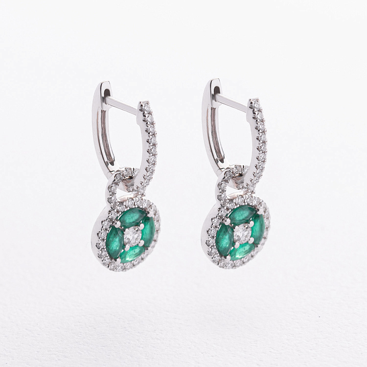 Золотые серьги с изумрудами и бриллиантами сб0667ca от ювелирного магазина Оникс