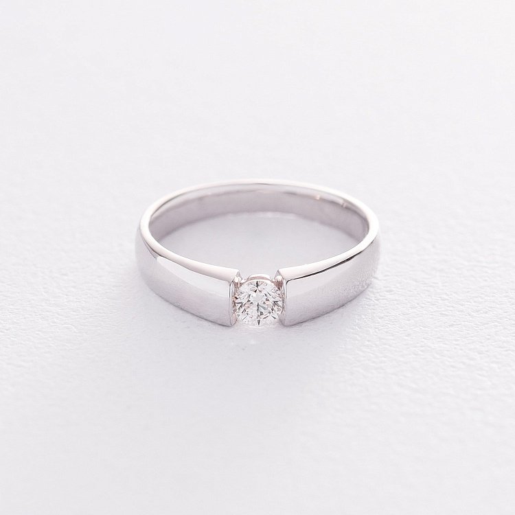 Золотое кольцо с бриллиантом кб0295gch от ювелирного магазина Оникс