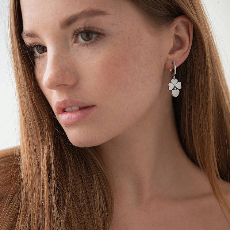 Серебряные серьги "Клевер" 122928 от ювелирного магазина Оникс - 4