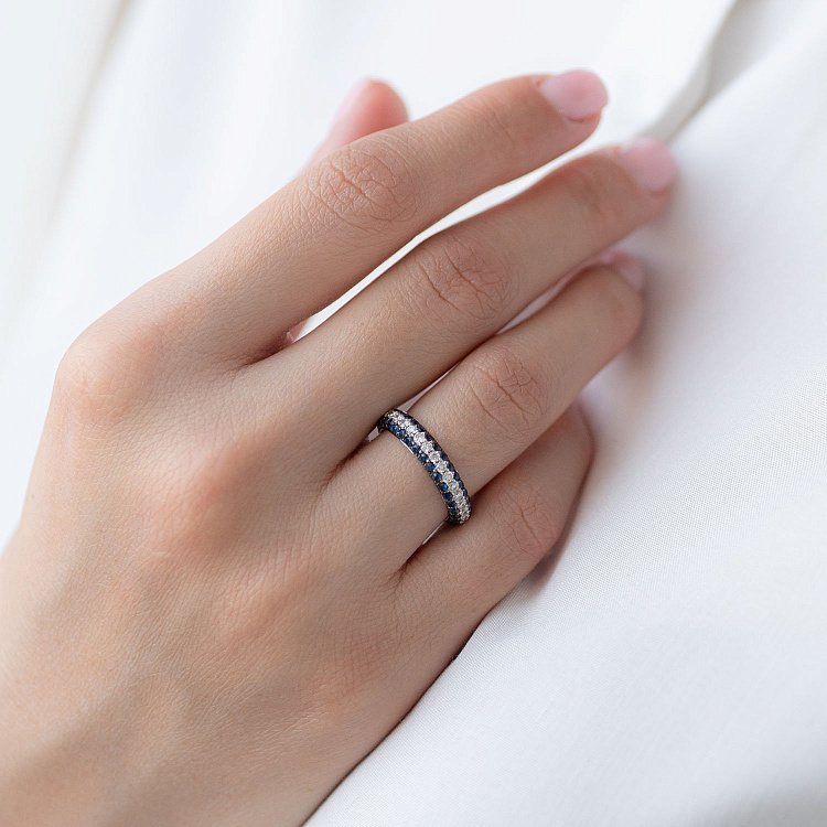 Золотое кольцо с синими сапфирами и бриллиантами кб0117ch от ювелирного магазина Оникс - 1