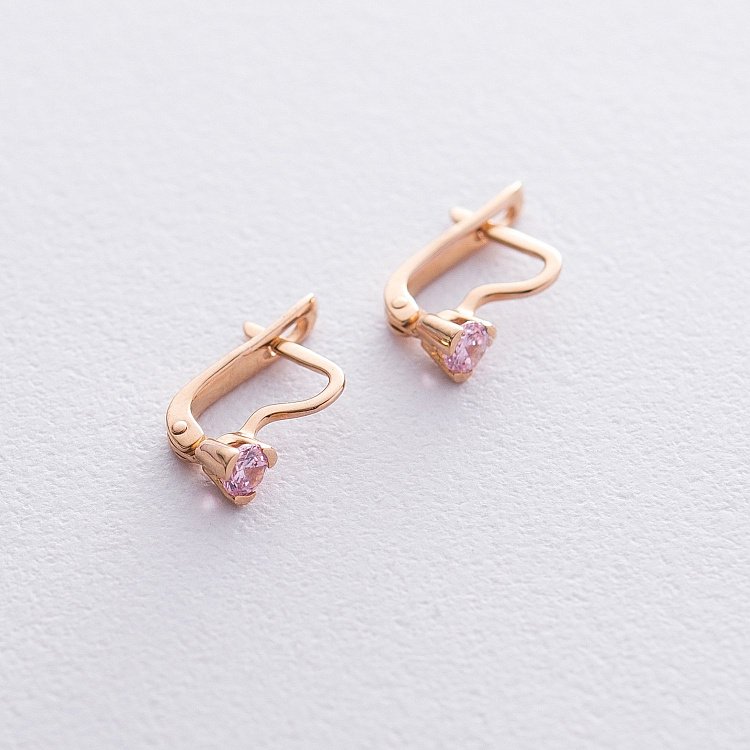 Дитячі золоті сережки з фіанітом с06092 від ювелірного магазину Онікс