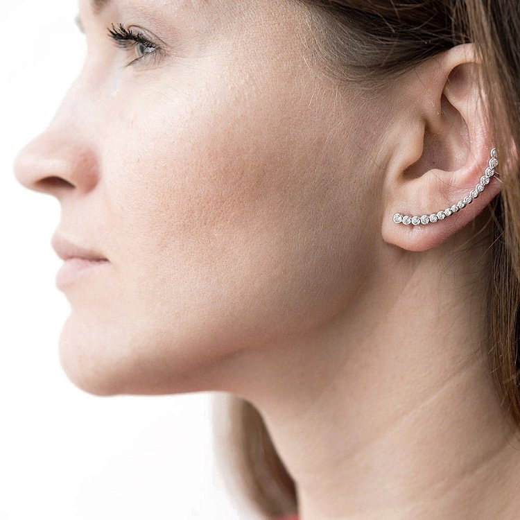 Срібні сережки-пусети (фіаніти) 121752 від ювелірного магазину Онікс - 3