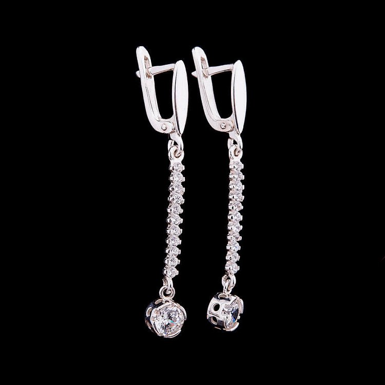 Серьги ( фианиты) 121042 от ювелирного магазина Оникс