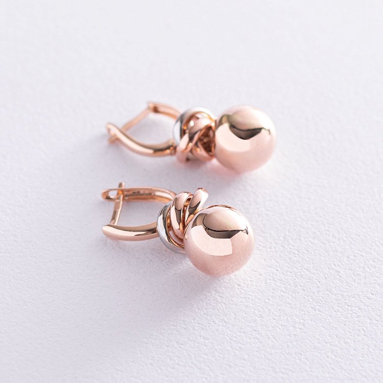 Золотые серьги "Шар" на английской застежке с07043 от ювелирного магазина Оникс - 4