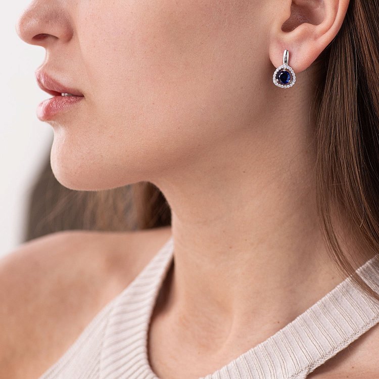 Серебряные серьги с сапфирами и фианитами 2110/1р-HSPH от ювелирного магазина Оникс - 2