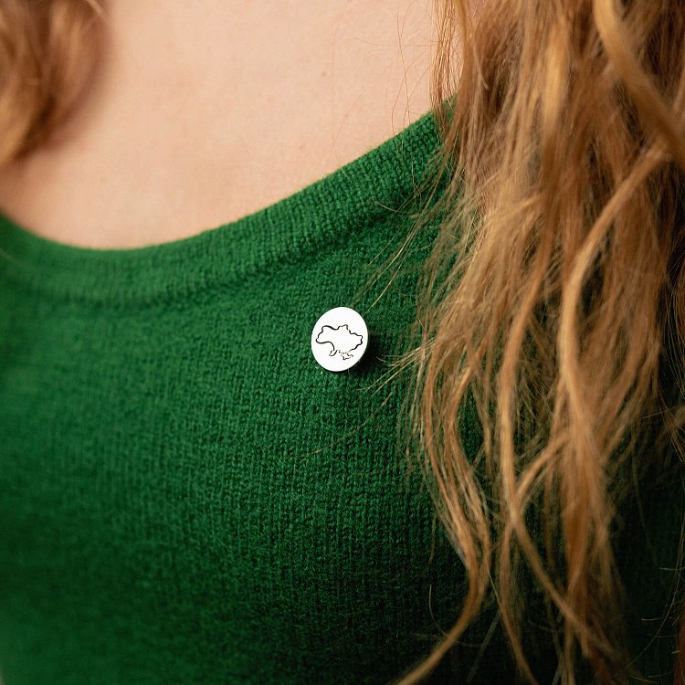 Серебряный значок "Карта Украины" 20056 от ювелирного магазина Оникс - 1