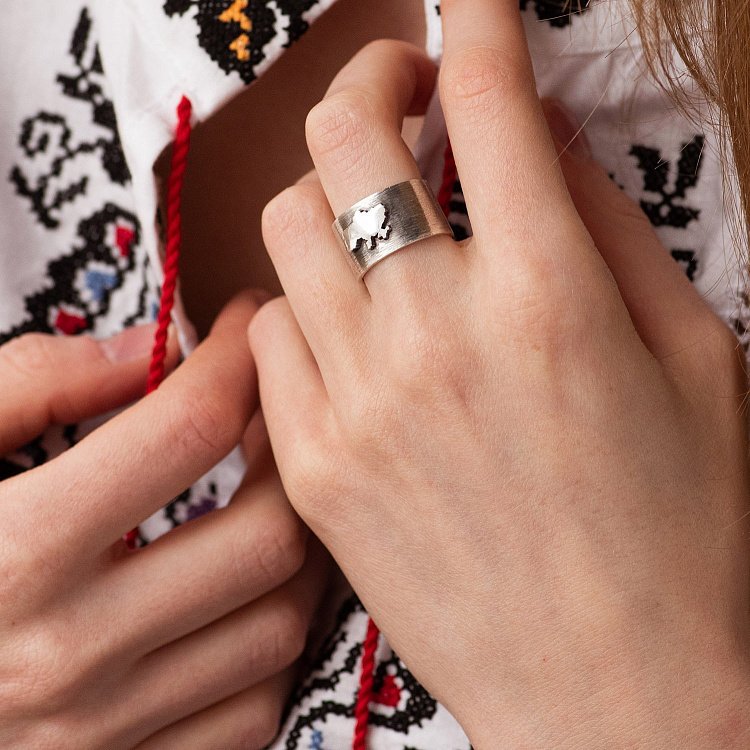 Серебряное кольцо "Карта Украины" 112649 от ювелирного магазина Оникс - 6