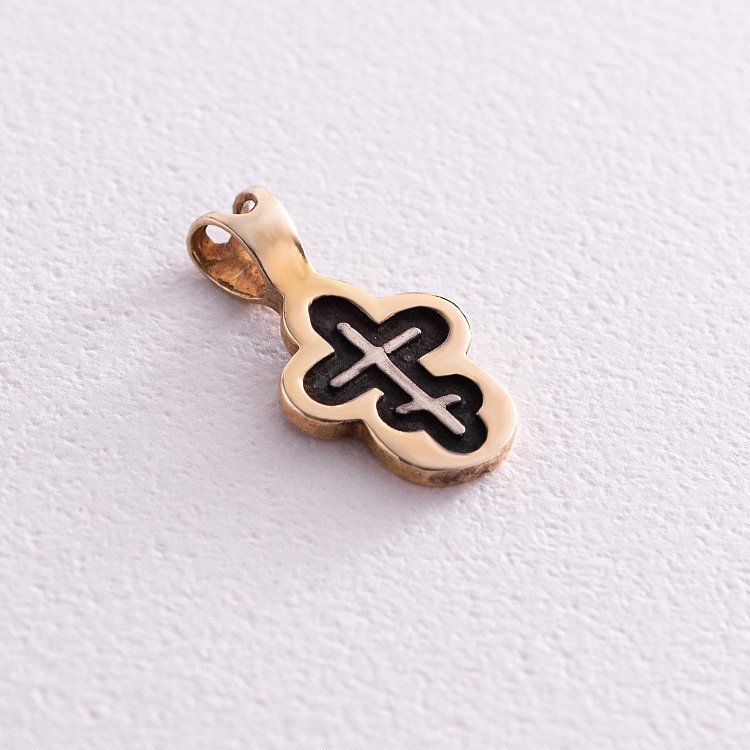 Серебряный крестик православный с позолотой 131768 от ювелирного магазина Оникс