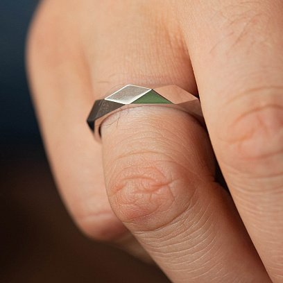 Обручальное кольцо "Грани" в белом золоте 236821100 №2