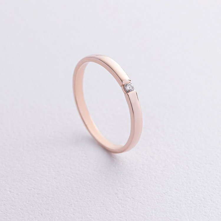 Каблучка з діамантом в червоному золоті кб0555м від ювелірного магазину Онікс