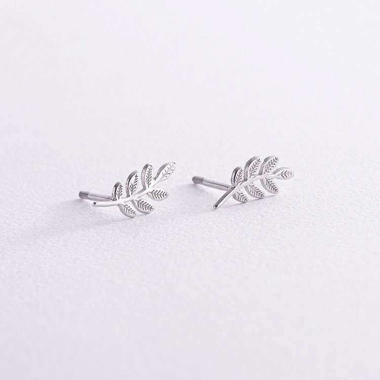 Серьги - пусеты "Веточки" в белом золоте с07014 от ювелирного магазина Оникс - 1