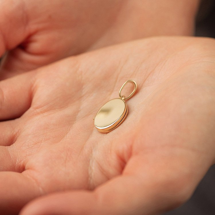 Золотой кулон для фотографии п01774 от ювелирного магазина Оникс - 1