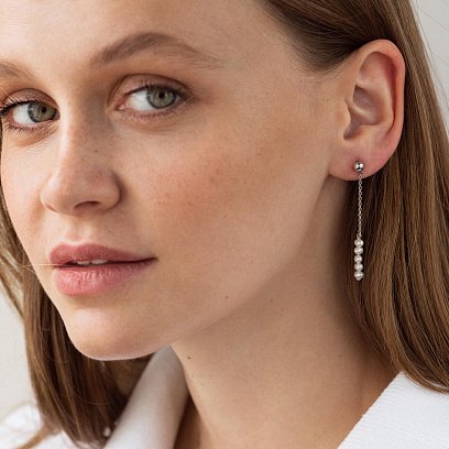 Серебряные серьги - пусеты с жемчугом на цепочке 2339/1р-PWT №4