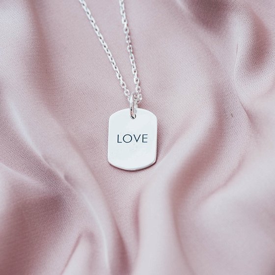 Серебряный кулон "LOVE" 133039l