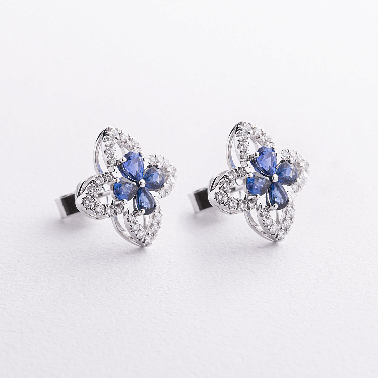 Сережки - пусети "Конюшина" в білому золоті (діаманти, сапфіри) сб0701sm від ювелірного магазину Онікс - 1