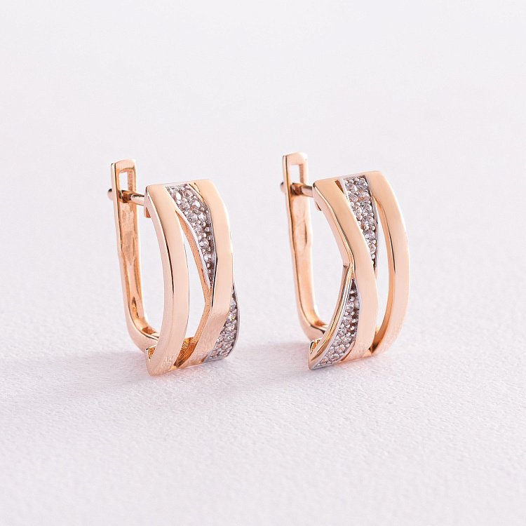 Золотые серьги (фианиты) с05200 от ювелирного магазина Оникс