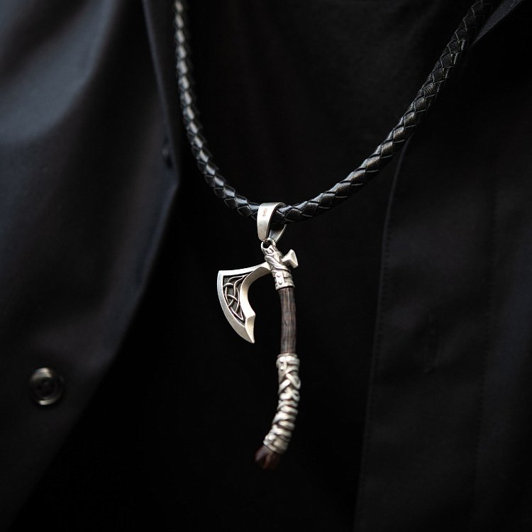 Серебряный кулон "Секира Перуна" с эбеном 1124 от ювелирного магазина Оникс - 14