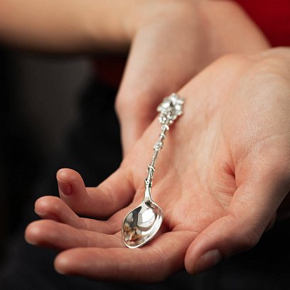 Серебряная кофейная ложка 24006 №2