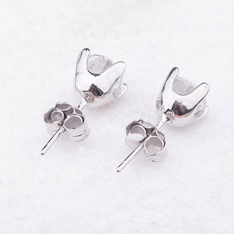 Серебряные серьги-пусеты с фианитами 121671 от ювелирного магазина Оникс - 2