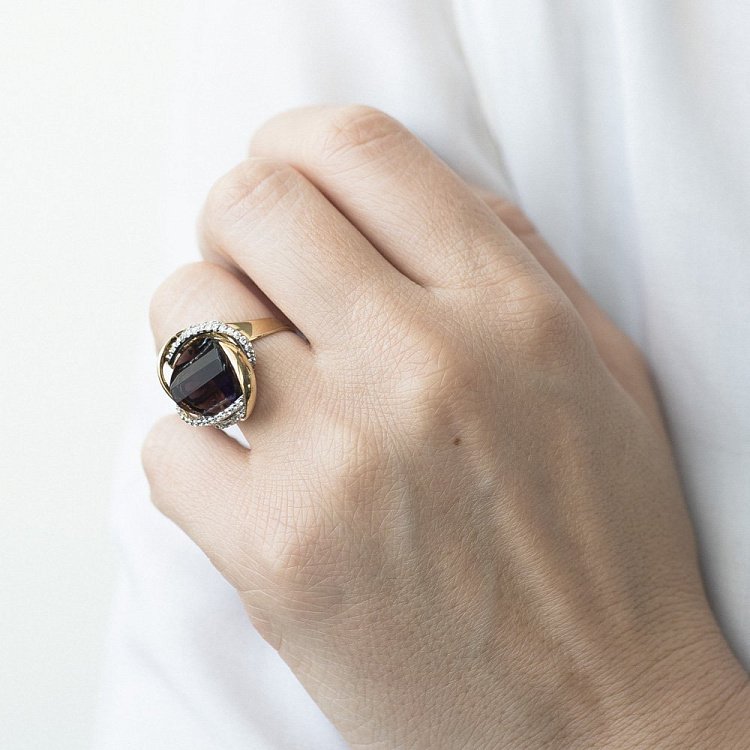 Ексклюзивна каблучка з фіанітами к03264 від ювелірного магазину Онікс