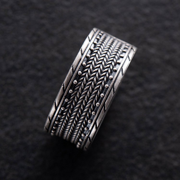 Серебряное текстурное кольцо 7017 от ювелирного магазина Оникс - 3