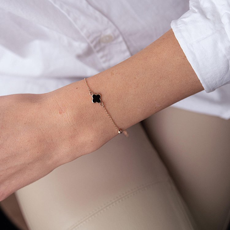 Золотой браслет "Клевер" (черная эмаль) 820189Еч от ювелирного магазина Оникс - 2