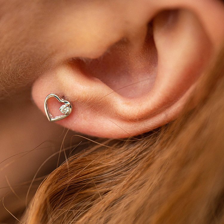 Золоті сережки - пусети "Сердечка" з діамантами сб0474z від ювелірного магазину Онікс - 4